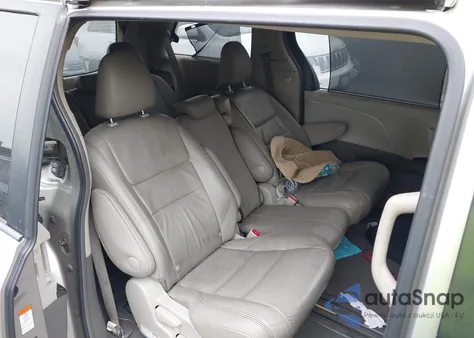 2015 Toyota Sienna Xle Premium 8 Passenger from USA, damaged, VIN 5TDYK3DC5FS545345